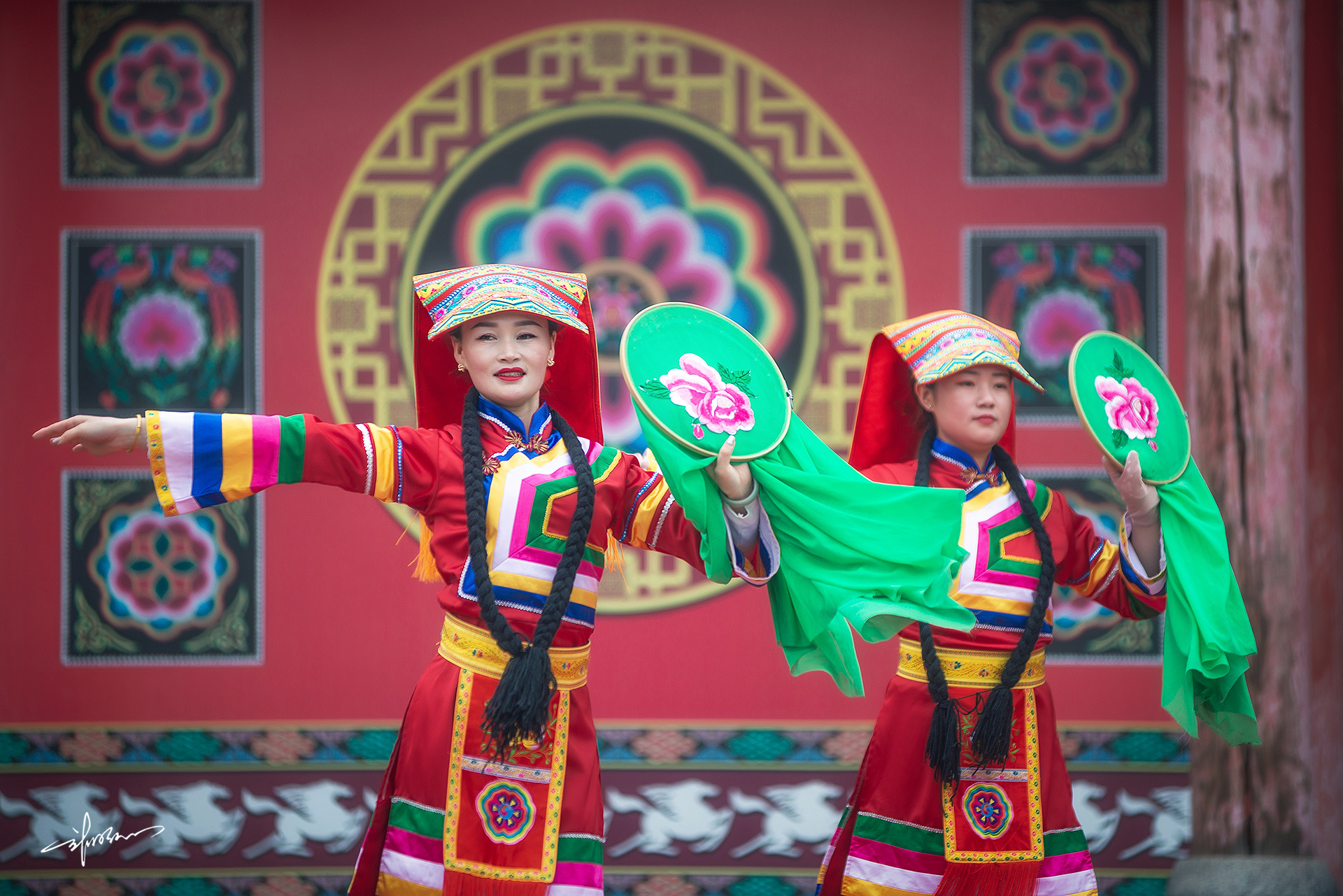 互助故土园｜在彩虹部落观赏一场盛大的土族婚礼表演_行客旅游网