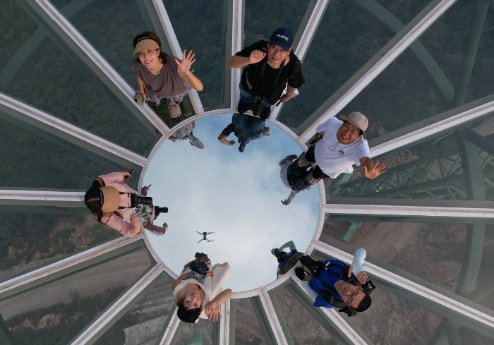 车神架泼水节，让你凉爽一夏！