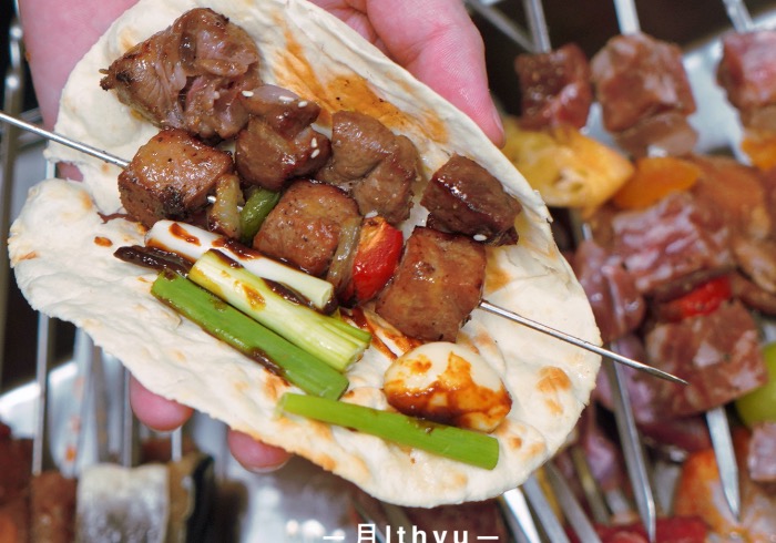 火遍全国的淄博烧烤，在厦门发现了同款小炉子