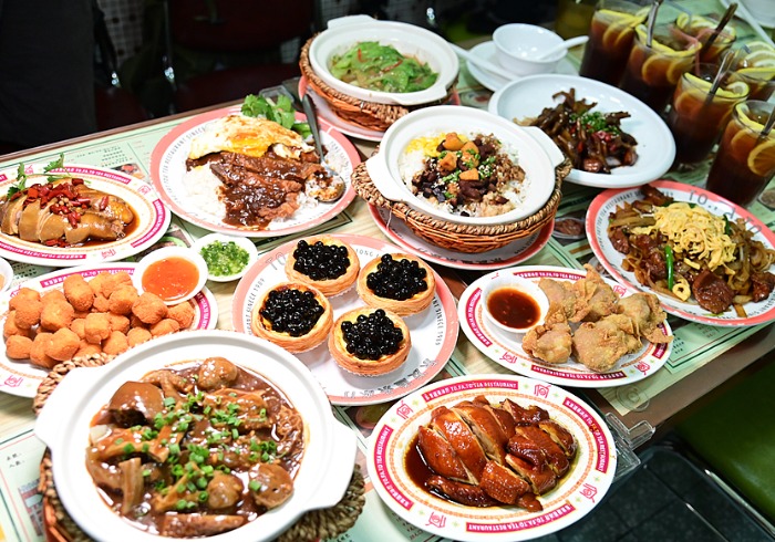 厦门也有正宗港式茶冰厅，环境复古餐品
