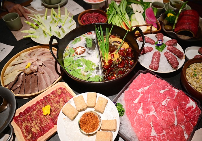 厦门也能吃到四川非遗草本跷脚牛肉火锅