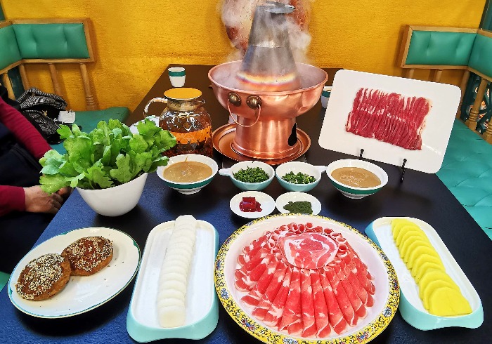 寻味新疆，铜锅涮滩羊+全疆风味